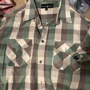 Roundtree & Yorke Green and Brown Checkered Shirt
